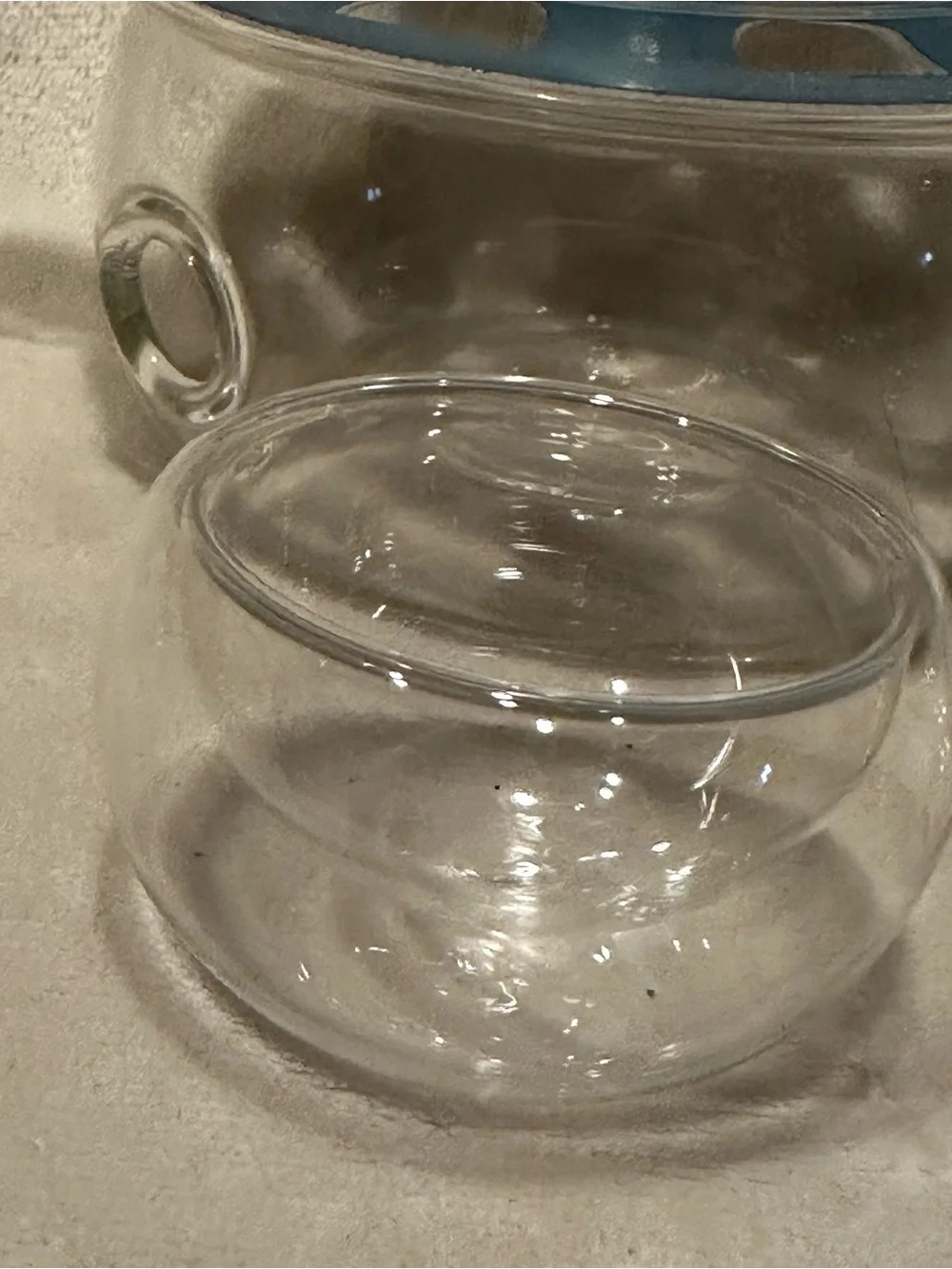 Shou Gong 27 oz glass filtering tea maker teapot with a warmer and 6 tea cups